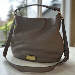Great condition used Marc by Marc Jacobs Hillier Pebbled Leather Bag